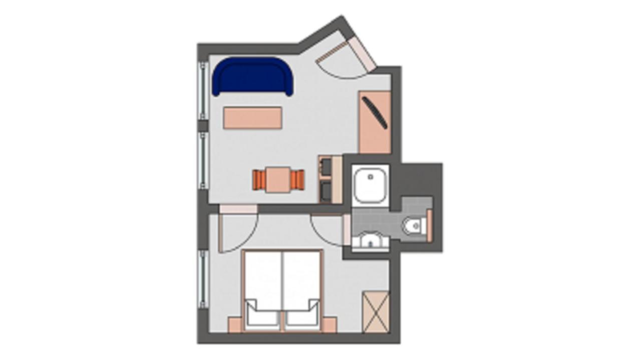 Petul Apart Hotel Ernestine Есен Екстериор снимка