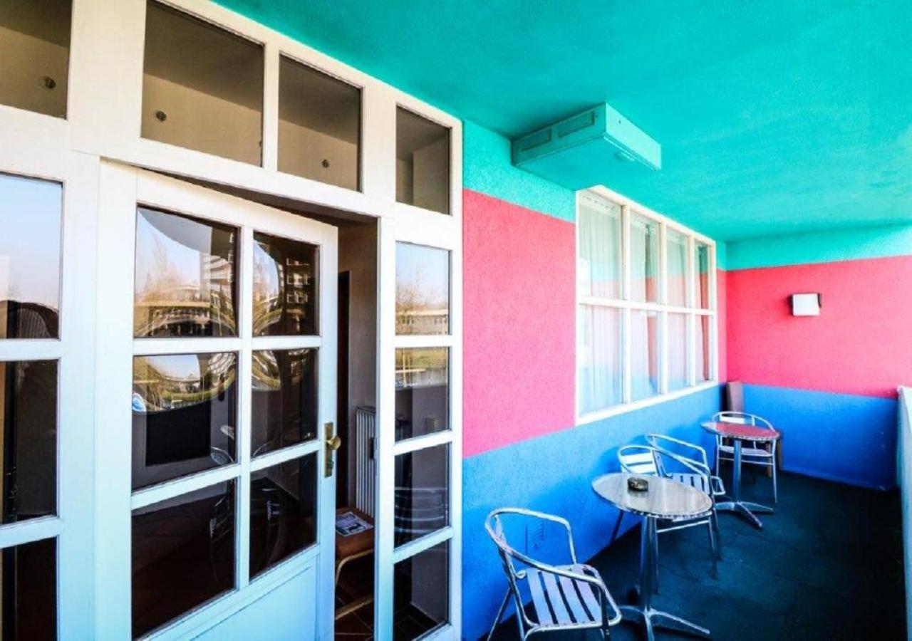 Petul Apart Hotel Ernestine Есен Екстериор снимка